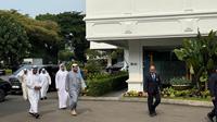 Presiden Prabowo Subianto menerima kunjungan Duta Besar (Dubes) Uni Emirat Arab (UEA) untuk Indonesia, Abdulla Salem Al Dhaheri di Istana Merdeka Jakarta, Selasa (21/10/202).