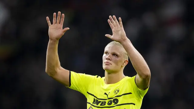 Foto: Momen Erling Haaland Dkk Minta Maaf Kepada Fans Borussia Dortmund Usai Dicukur Ajax Amsterdam di Liga Champions