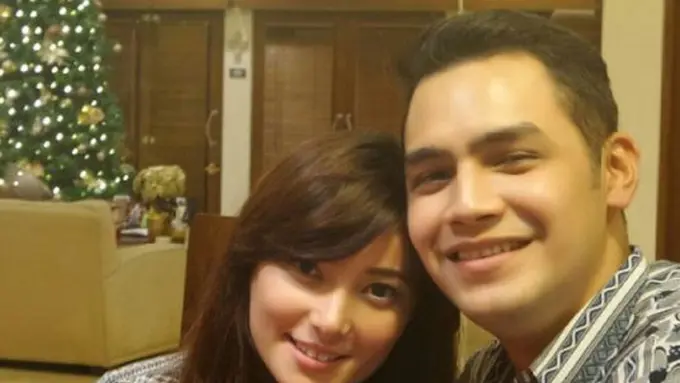 [Bintang] Asmirandah dan Jonas Rivanno