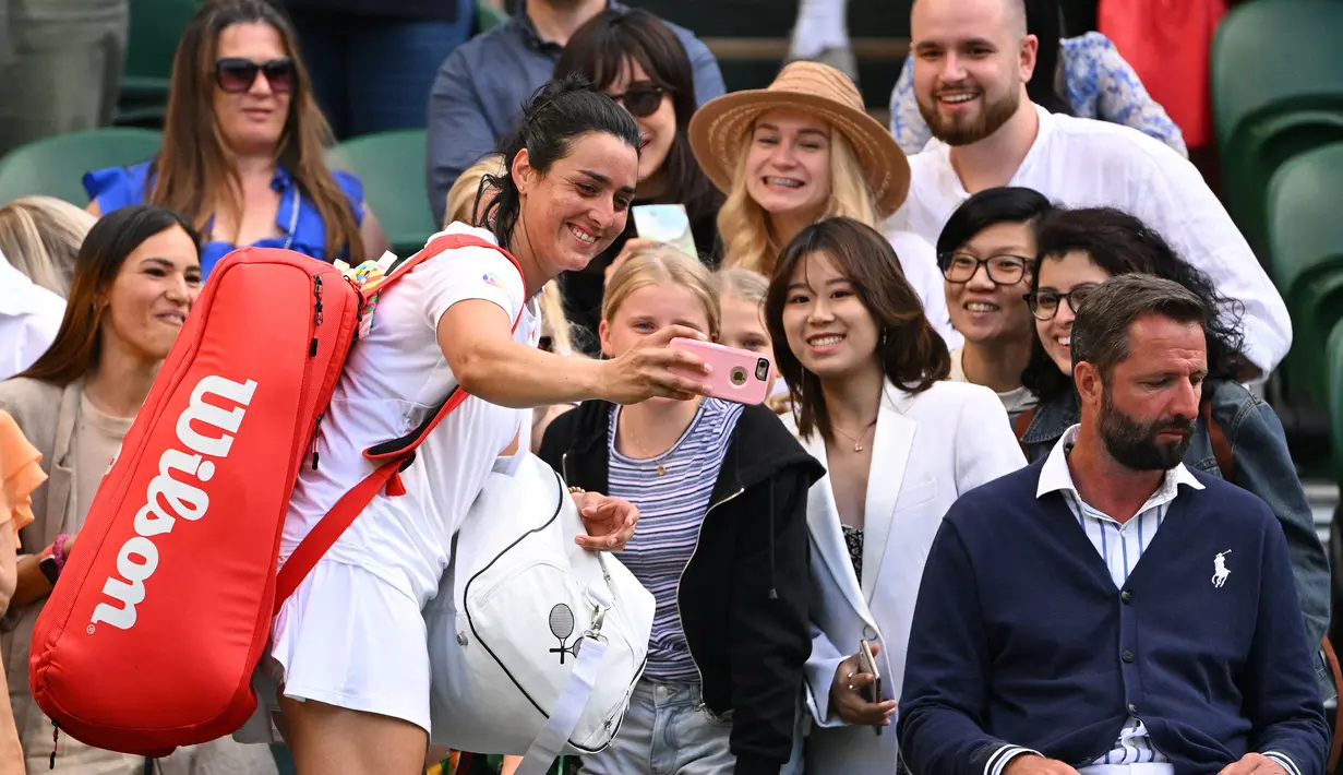 Di babak semifinal Ons Jabeur akan menantang petenis Jerman, Tatjana Maria yang lolos ke semifinal usai mengalahkan kompatriotnya, Julie Niemeier di perempatfinal lainnya. (AFP/Sebastien Bozon)