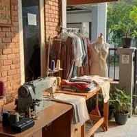 Ide Bisnis di Depan Rumah/Gemini AI