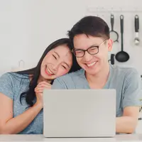 Pasangan yang saling melengkapi./Copyright&nbsp;freepik.com/author/tirachardz