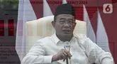 Menteri Koordinator bidang Pembangunan Manusia dan Kebudayaan (Menko PMK), Muhadjir Effendy memberikan keterangan terkait perkembangan semester satu penanganan kemiskinan dan kemiskinan ekstrem di Jakarta, Rabu (3/7/2024). (Liputan6.com/Angga Yuniar)