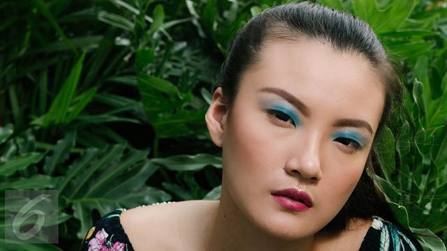 Beauty Guide: Wajib Coba, Color Eye Makeup yang Fun