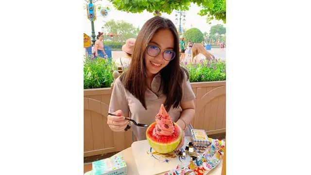 Melalui akun Instagram, Audrey memiliki hobi kuliner.
