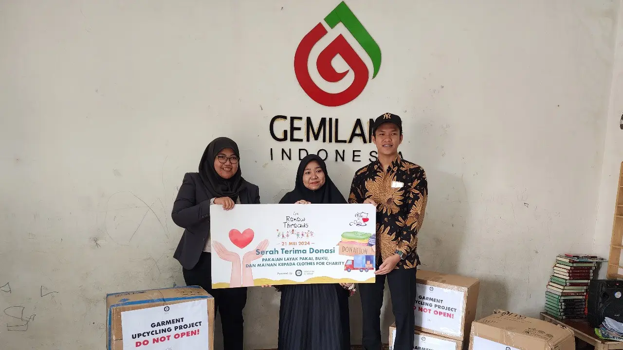 Pakaian dari berbagai jenis dan ukuran, buku, mainan dan peralatan rumah tangga yang telah diseleksi dengan total berat sekitar 100 Kg telah disalurkan melalui Clothes for Charity pada 21 Mei 2024 untuk selanjutnya dijual kembali. (Dok Vasanta Group)