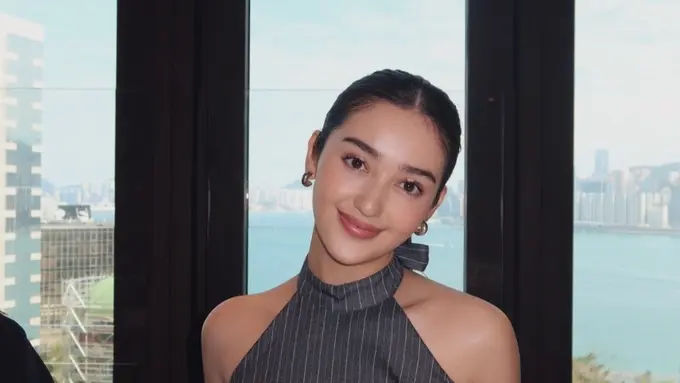 Dari Sporty sampai Feminin, Gaya Liburan Ranty Maria di Hong Kong yang Stylish dan Effortless