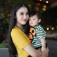 (Instagram/sandradewi88)