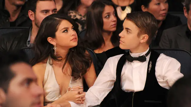 [Bintang] Selena Gomez - Justin Bieber