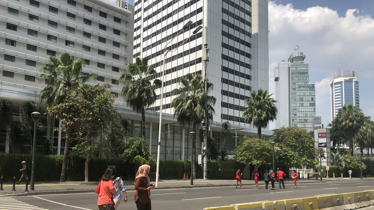 Suasana jalan di sekitar Bundaran HI, Thamrin, Jakarta menuju kantor Bawaslu.
