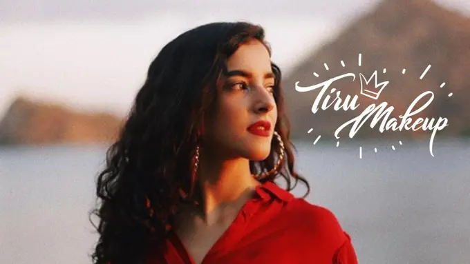 Tiru Makeup: Cantiknya Tasya Farasya dengan Lipstik Merah Menggoda