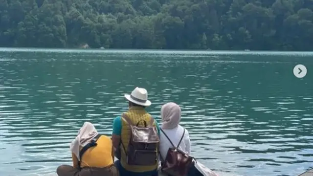 6 Potret Perjuangan Ridwan Kamil Cari Eril, Susur Sungai Hingga Lantunkan Azan