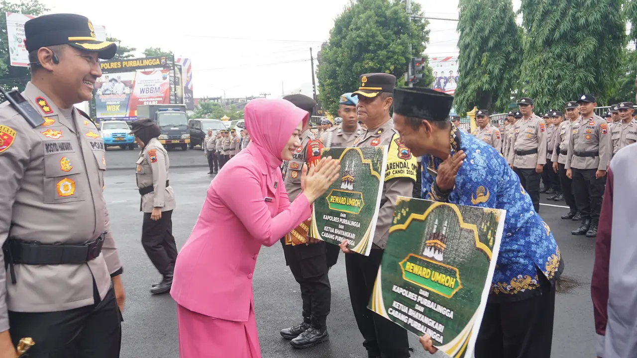 Santri di Purbalingga Berangkat Umrah Gratis Berkat Hafalan Alquran