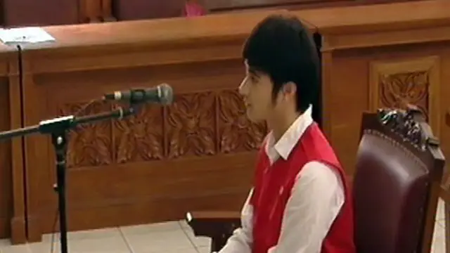 Absen di Persidangan, Rasti Tak Tega Lihat Eza Gionino?