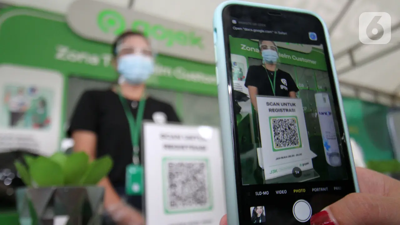 Gojek Memperluas Zona Nyaman J3K dengan Layanan Penitipan Helm Pribadi
