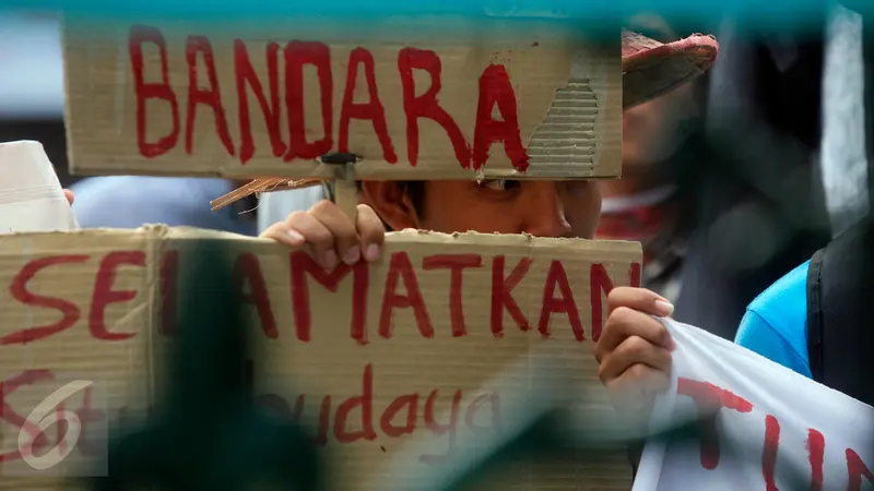 20151105-Tolak Pembangunan Bandara, Mahasiswa Tidur di Jalan Malioboro-Jateng