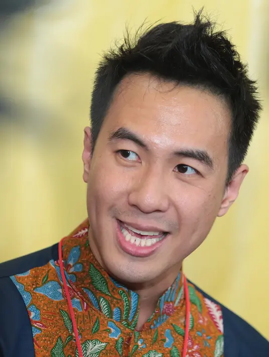 Masih kata Daniel, setiap tahun ia memiliki tradisi natal bersama keluarganya. Sebisa mungkin ia tak mau melewatkannya. (Bambang E. Ros/Bintang.com)