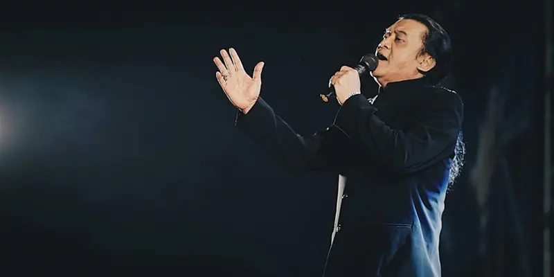 Gaya Didi Kempot saat di Panggung