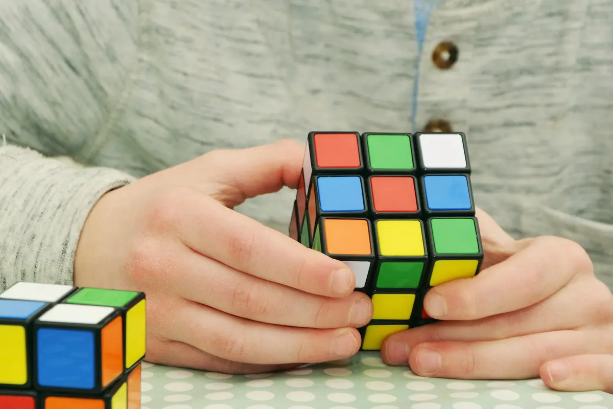 Cara Bermain Rubik