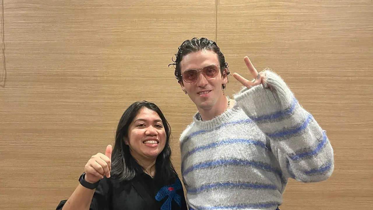 Selebgram Aul Pinjam Uang 100 Ribu pada Lauv, Netizen: Ngakak Abis!