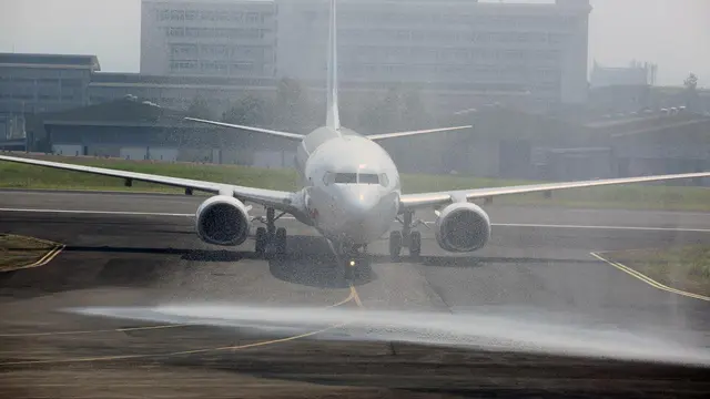 Bandara Husein Sastranegara Bandung kembali melayani Boeing 737-800 Garuda Indonesia setelah vakum penerbangan jet sejak 2023. (Dok Injourney)