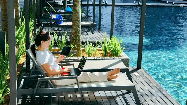 Digital Nomad