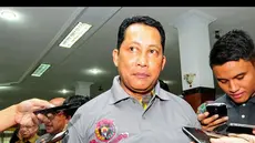 Kapolri meluruskan pernyataan di sejumlah media yang menyebut bahwa Budi Waseso enggan menyerahkan LHKPN kepada KPK. Menurut dia, saat ini Budi tengah menyelesaikan draf LHKPN