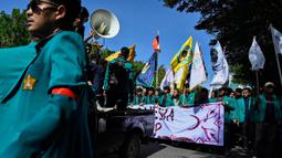 Dalam beberapa hari ini, aksi unjuk rasa demo mahasiswa terjadi di sejumlah daerah, seperti Bandung, Lampung, Surabaya, Malang, Samarinda, Banjarmasin, Aceh, dan Bali. (CHAIDEER MAHYUDDIN/AFP)