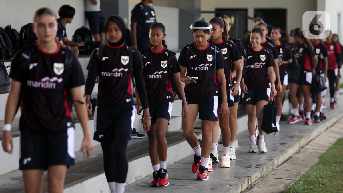 Jelang Kualifikasi Piala Asia 2026, 30 Pemain Timnas Putri Indonesia Berlatih di JIS
