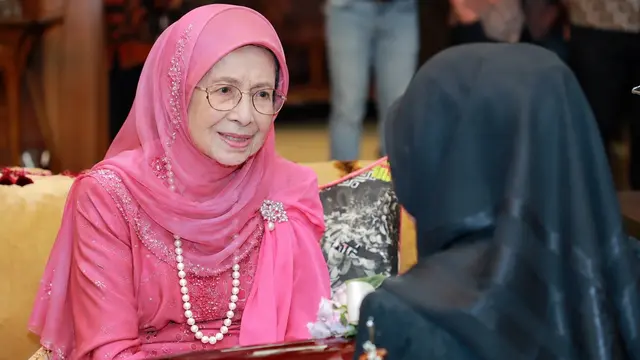 Almarhumah Tun Dr Siti Hasmah