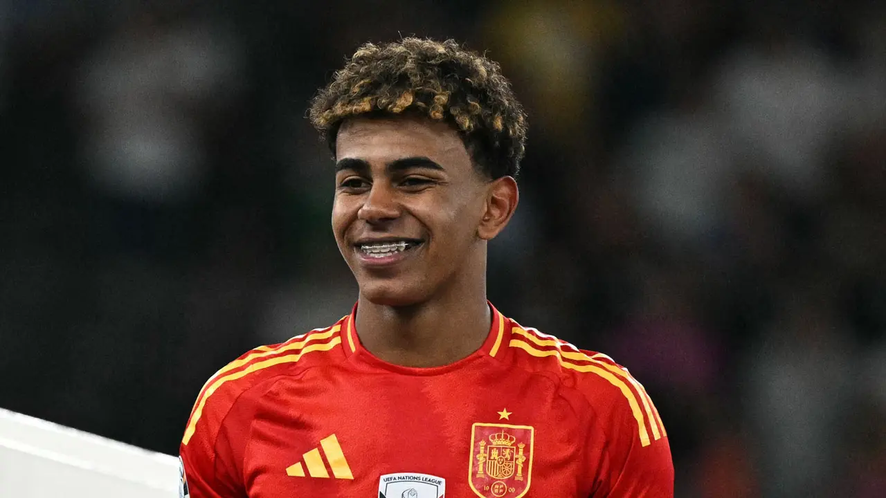 Lamine Yamal Rengkuh Trofi Pemain Muda Terbaik Euro 2024