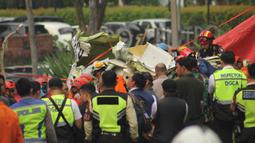 Tiga orang menjadi korban dalam kecelakaan pesawat latih dengan nomor registrasi PK-IFP. (merdeka.com/Arie Basuki)