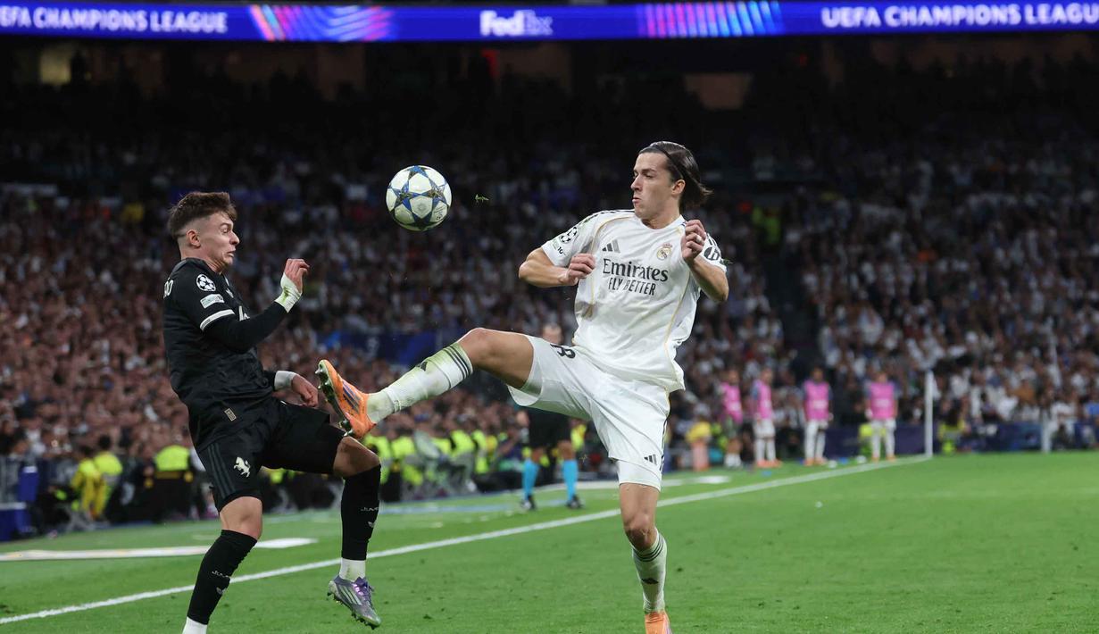 Babak kedua dibuka dengan sejumlah peluang beruntun untuk Juventus. Tidak berlangsung lama, Los Blancos berhasil mengambil alih kendali pertandingan. (Pierre-Philippe MARCOU/AFP)