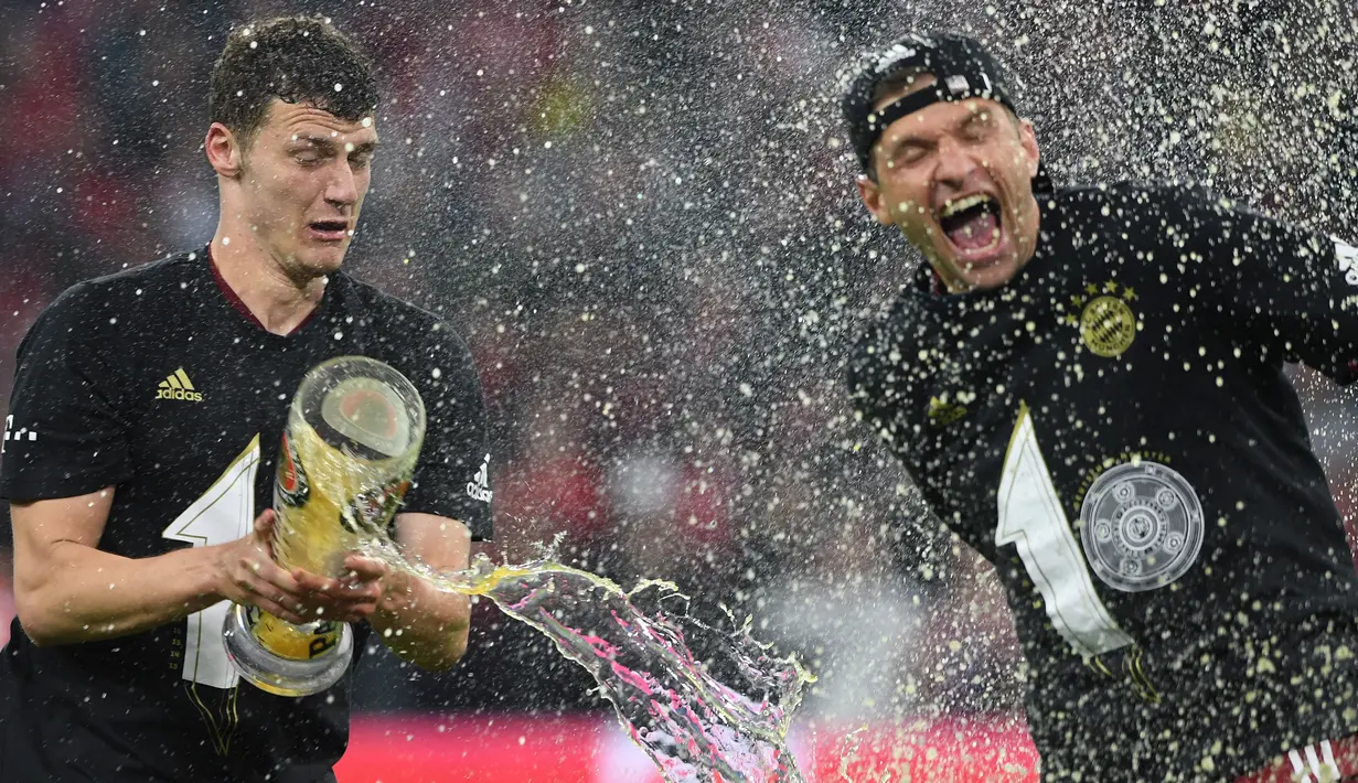<p>Bayern, dengan 10 gelar juara beruntun, memecahkan rekor baru di lima liga top Eropa. Bayern adalah tim yang mampu mempertahankan gelar juara paling lama. (AFP/Christof Stache)</p>