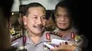 Komjen Pol Badrodin Haiti menjawab pertanyaan wartawan usai ditetapkan DPR RI melalui Sidang Paripurna sebagai Kapolri, Jakarta, Kamis (16/4/2015). (Liputan6.com/Helmi Afandi) 