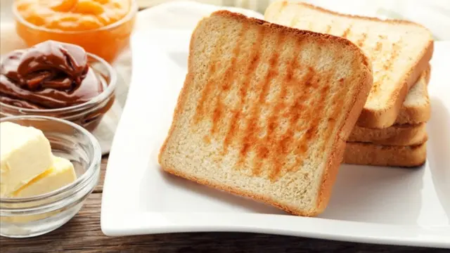 Roti Bakar.