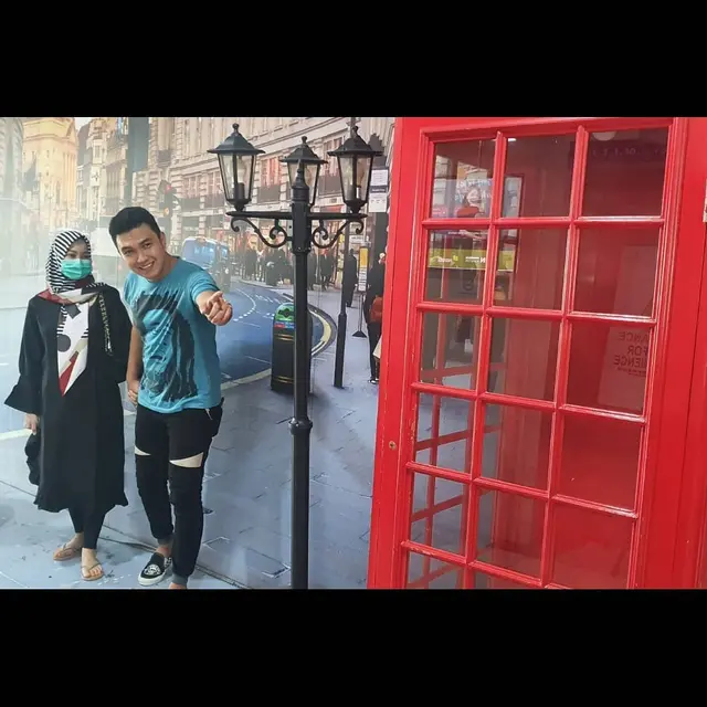 6 Potret Romantis Aldi Taher dan Sang Istri yang Kini Tengah Hamil