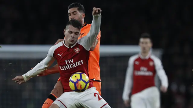 FOTO: Bermain di Stadion Emirates, Liverpool Imbangi Arsenal