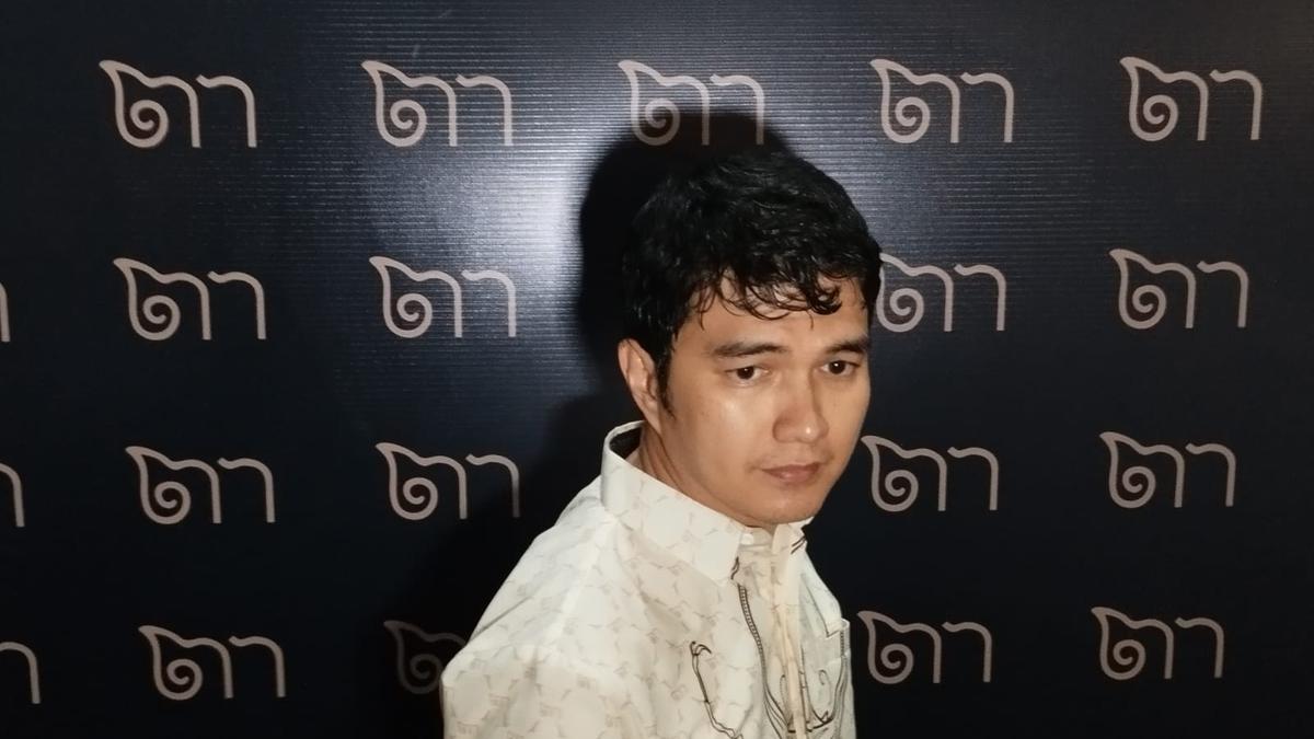 Aldi Taher Tanggapi Antrean Pelanggan Bisnis Kulinernya yang Disiram Air oleh Tetangga