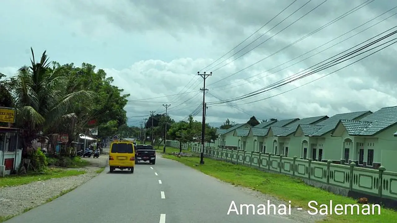 Kementerian PUPR secara bertahap terus membangun jalan Trans Maluku sepanjang 914 Km di Pulau Seram, Provinsi Maluku. (Dok Kementerian PUPR)