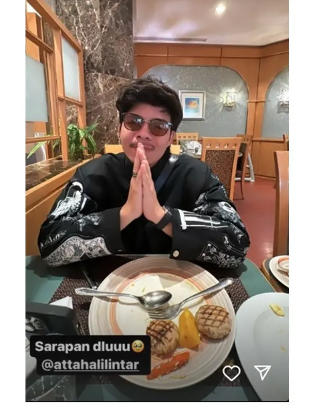 7 Potret Atta Halilintar dan Aurel Hermansyah Jalani Haji Pertama, Penuh Syukur