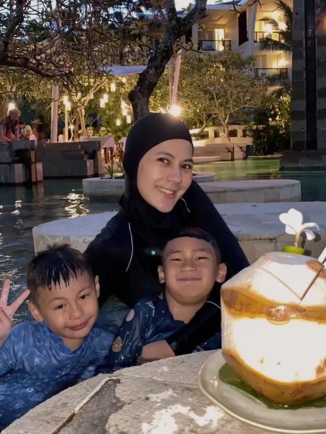 Paula Verhoeven Liburan ke Bali Bersama Kedua Putranya. [@paula_verhoeven]
