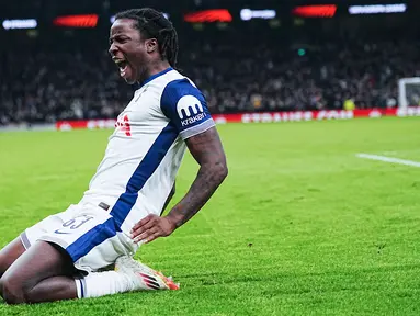 Pasukan muda Tottenham Hotspur sukses menunjukkan performa apik saat menaklukkan Elfsborg tiga gol tanpa balas. (AP Photo/Dave Shopland)