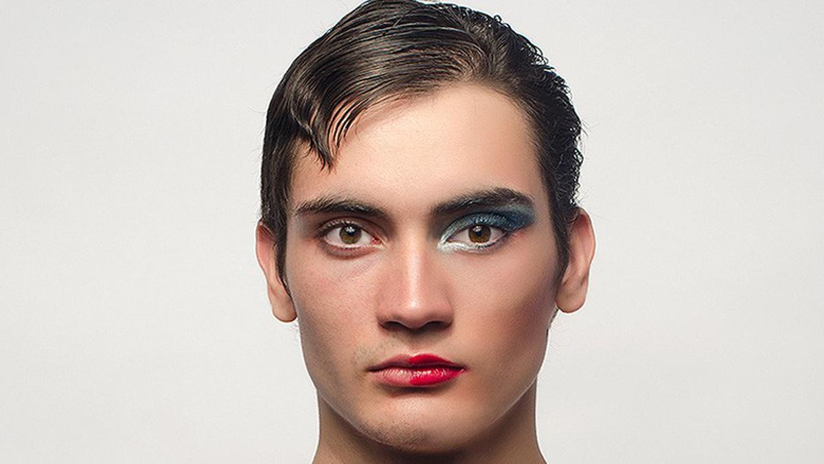 Straponesa belbogli yigitni sikdi (video)