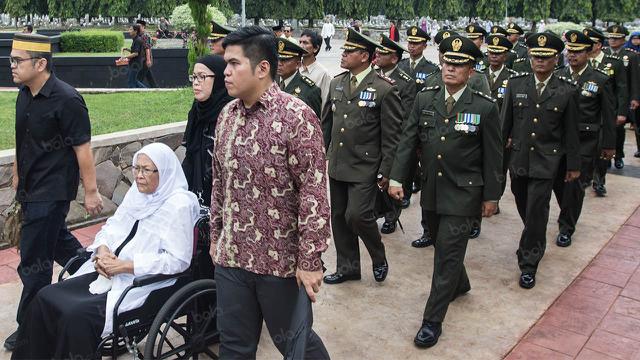 Pemakaman Maulwi Saelan