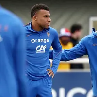 Kylian Mbappe Terus Dihujani Kritikan, Ousmane Dembele Pasang Badan: Dia Pemain Luar Biasa dan Sosok Baik