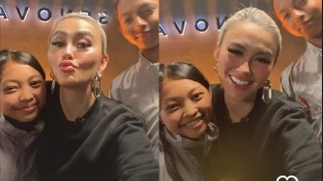 Pertemuan Agnez Mo dengan dua siswa SMPN 1 Ciawi Bogor yang menari dengan indah dalam sebuah video viral (https://www.instagram.com/stories/agnezmo/3018469145797244530/)
