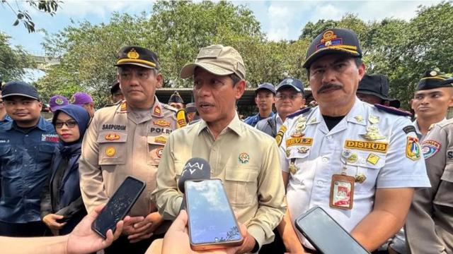 Menteri LH/Kepala BPLH Hanif Faisol Nurofiq