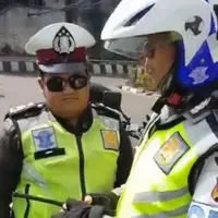 Polisi gadungan tertangkap, biar nggak salah, begini cara membedakan mana polisi yang asli dan yang palsu. (Foto: Instagram)