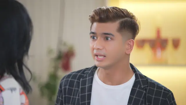 Teuku Ryan membintangi sinetron Saleha yang ditayangkan SCTV